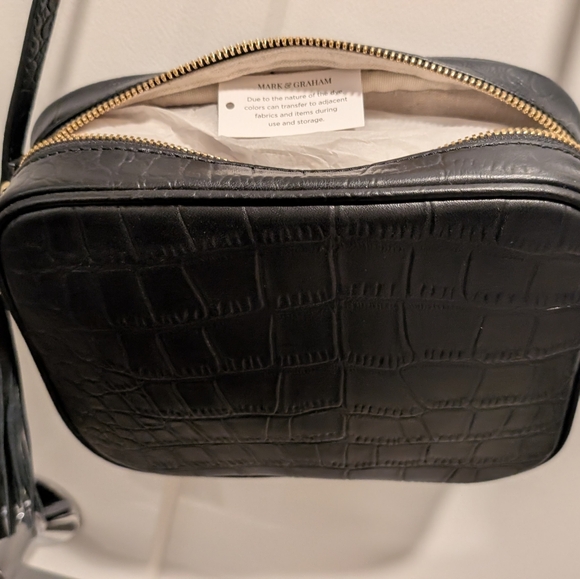 Mark and Graham Essential Crossbody Bag - Picture 2 of 7